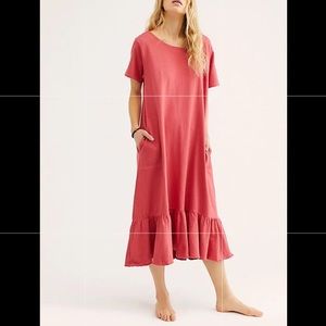 FREE PEOPLE ruffle midi Tshirt dress